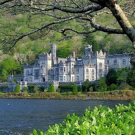 Rowan Beg Retreat - Mountain View *